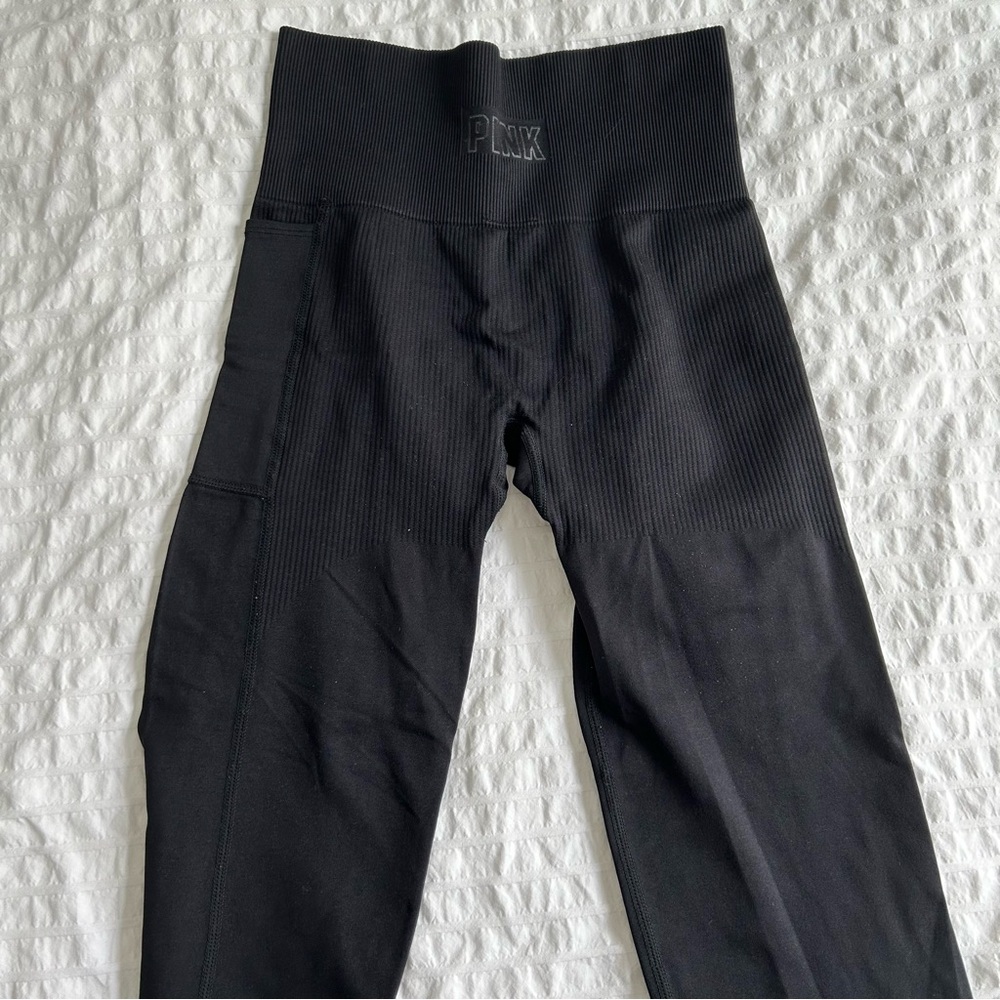 Black leggings